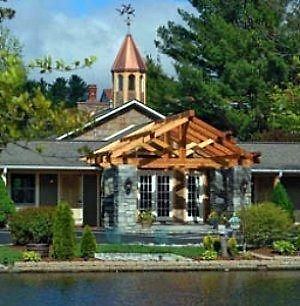 Village Inn - Блоуінг-Рок Екстер'єр фото